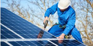 Installation Maintenance Panneaux Solaires Photovoltaïques à Pierrelatte